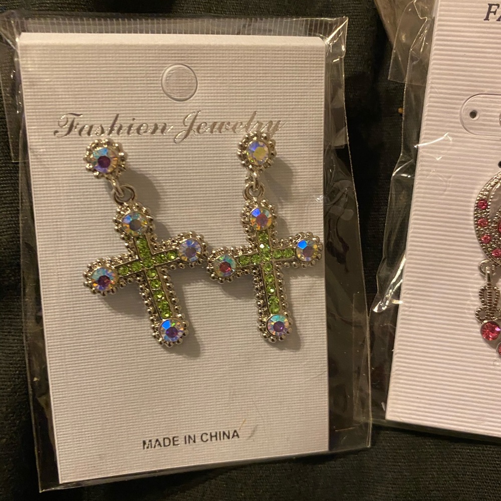 Dangle Fashion Mixed Earring Lot!!
